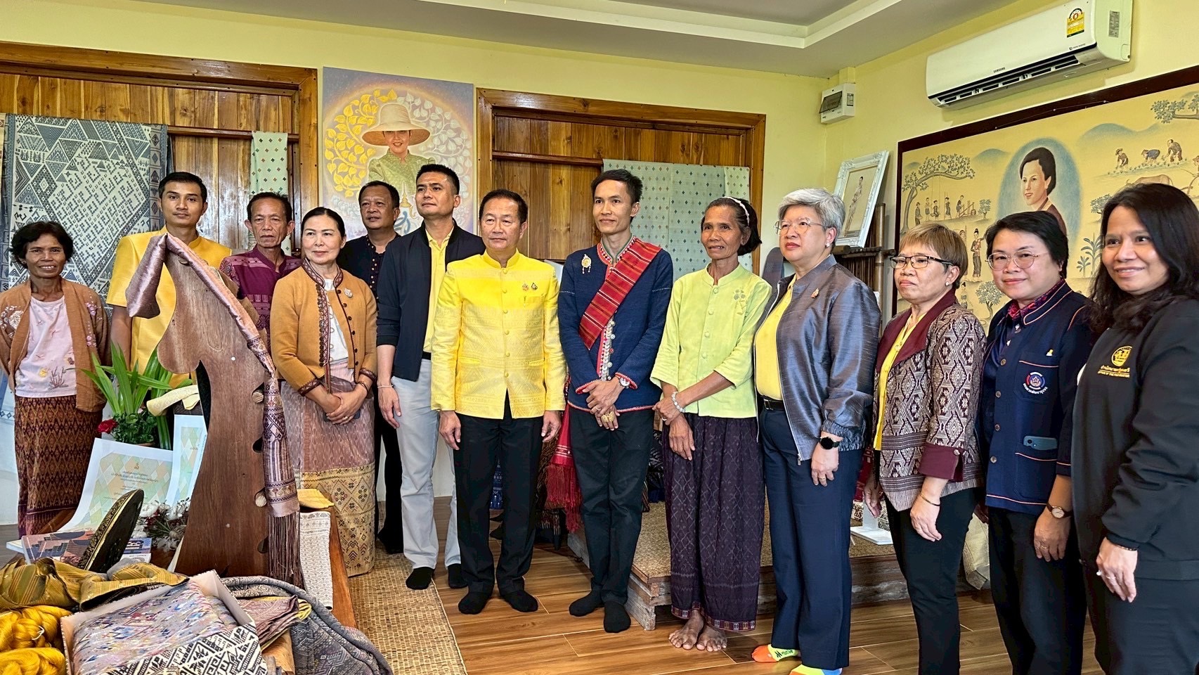 นางสาวรื่นวดี สุวรรณมงคล หัวหน้าผู้ตรวจราชการสำนักนายกรัฐมนตรี เขตตรวจราชการที่ 12 ลงพื้นที่ตรวจเยี่ยมการดำเนินงานประเด็นการขับเคลื่อนนโยบายซอฟต์เพาเวอร์ (Soft Power)